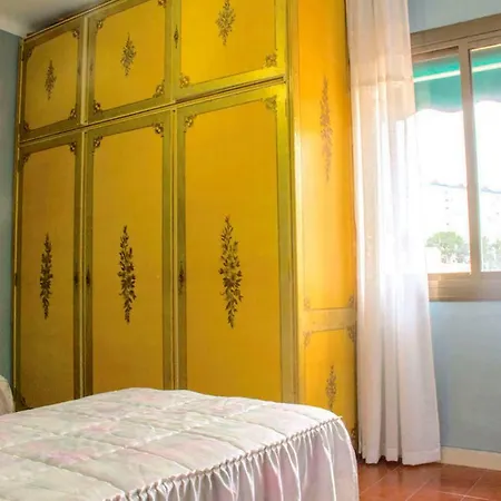Daire Artistic With Panoramic Views Canet De Mar