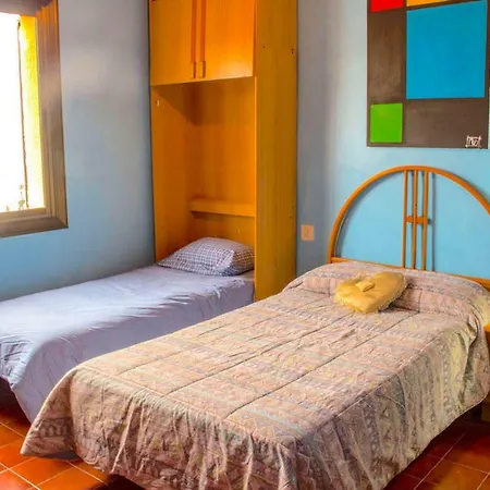 Artistic With Panoramic Views Daire